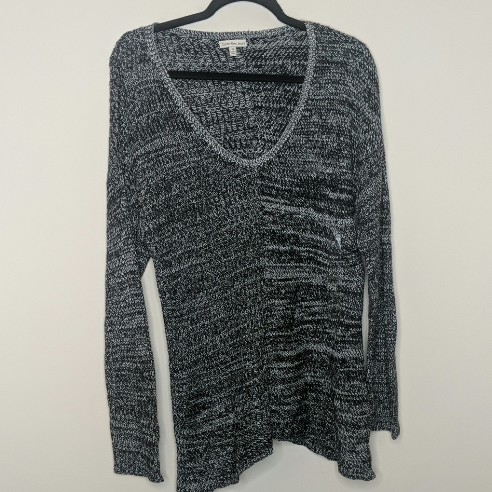 NEW calvin Klien sweater